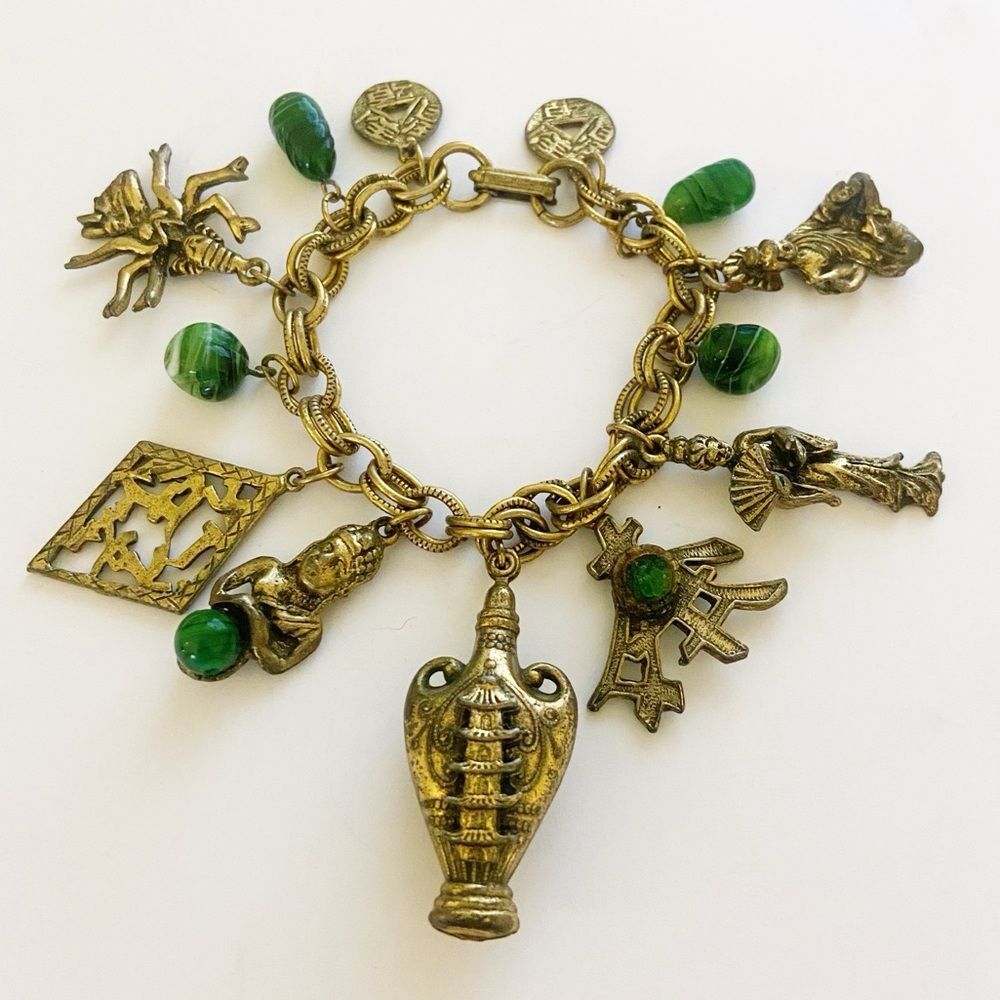Vintage Asian spiritual faux jade gold and glass charm bracelet 7.5”